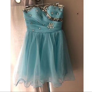 AQUA SHORT FORMAL DRESS